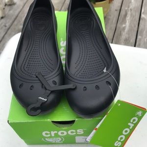 NWT CROCS